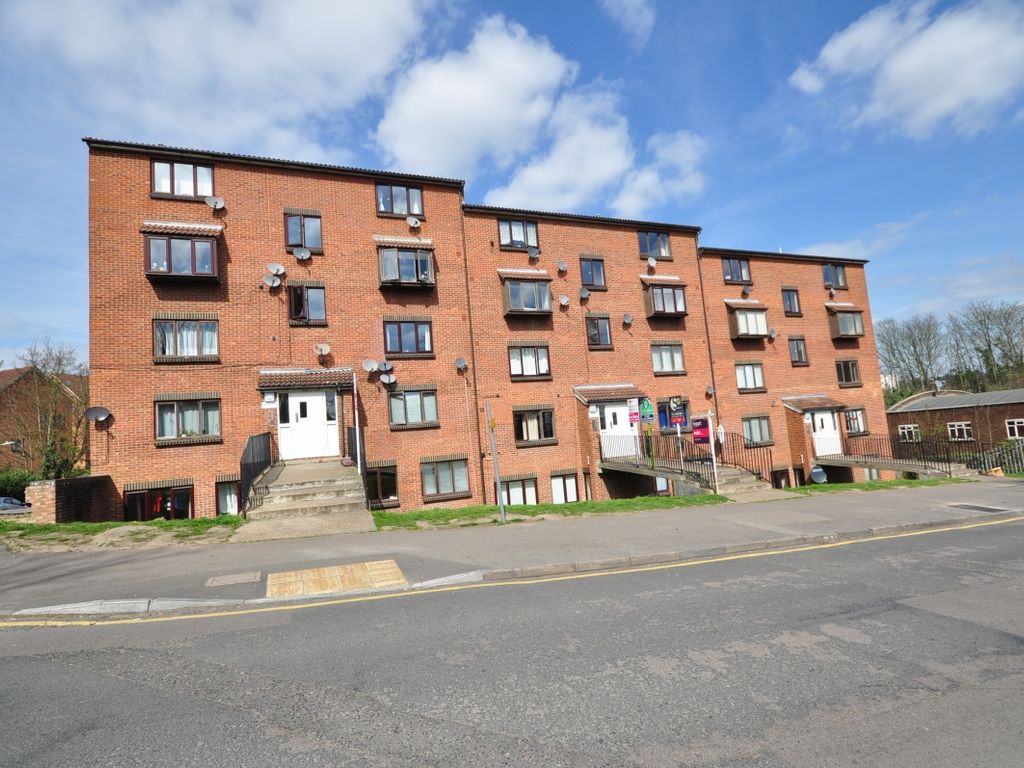 Studio to rent in Lesley Place, Buckland Hill, Maidstone ME16 Zoopla