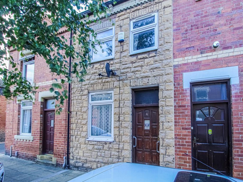 3 bed terraced house for sale in Richmond Street, Castleford WF10 Zoopla