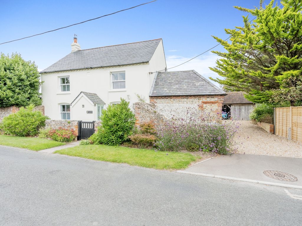 4 bed detached house for sale in Church Lane, Pagham, Bognor Regis PO21