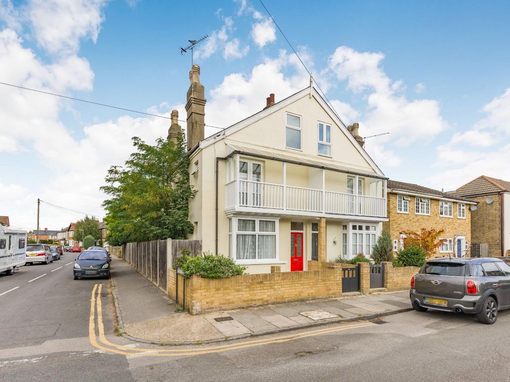 4 bed semidetached house for sale in Dudley Road, Ashford TW15 Zoopla