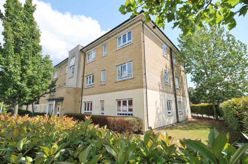 2 bed flat to rent in Elvedon Road, Feltham TW13 Zoopla