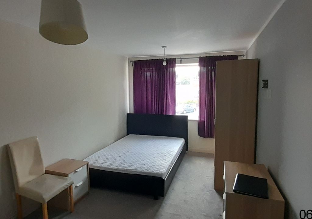 Room to rent in Wakefield Road, Normanton WF6, £434 pcm Zoopla