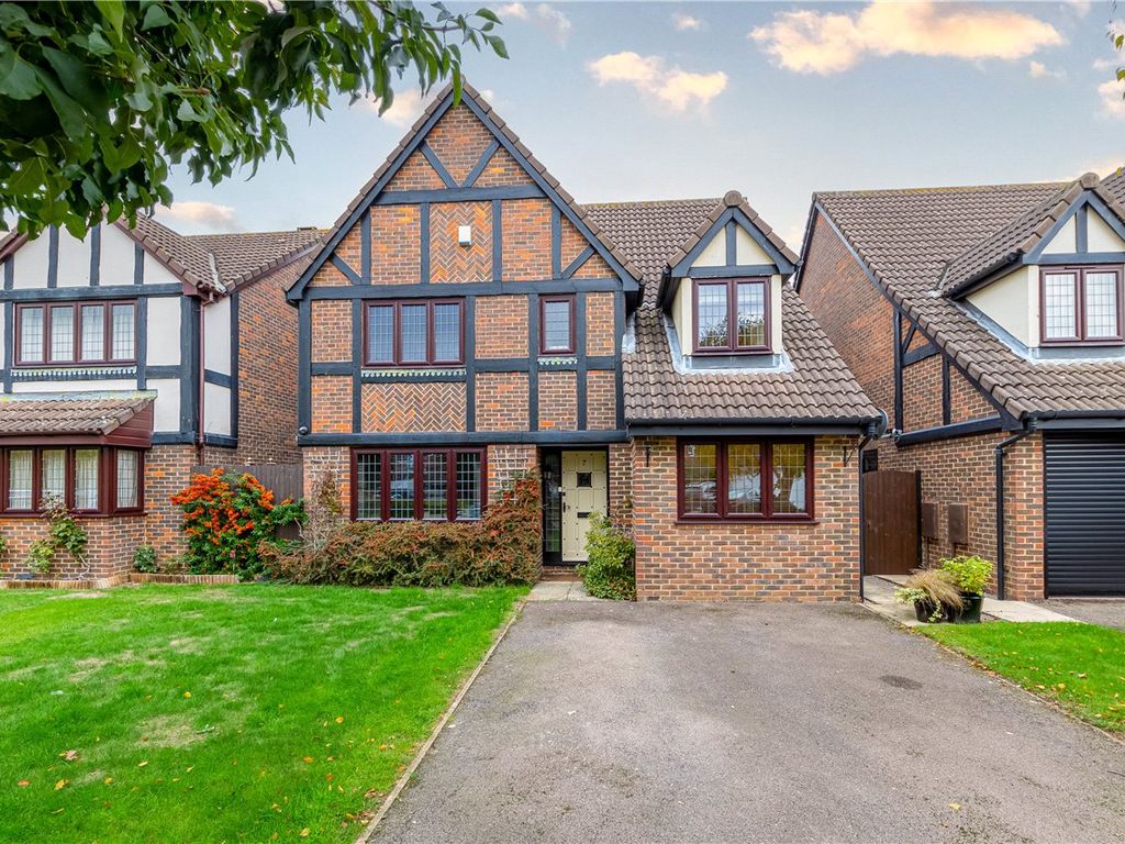 4 bed detached house for sale in Stirling Way, Welwyn Garden City, Hertfordshire AL7 Zoopla
