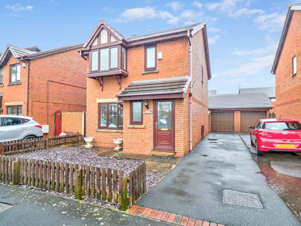 3 bed detached house for sale in Swan Drive, ThorntonCleveleys FY5