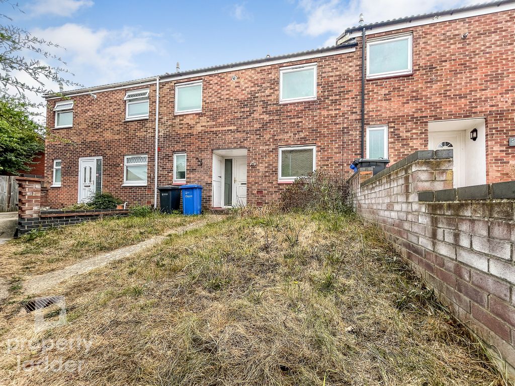 3 bed terraced house for sale in Woodruff Close, Old Catton, Norwich