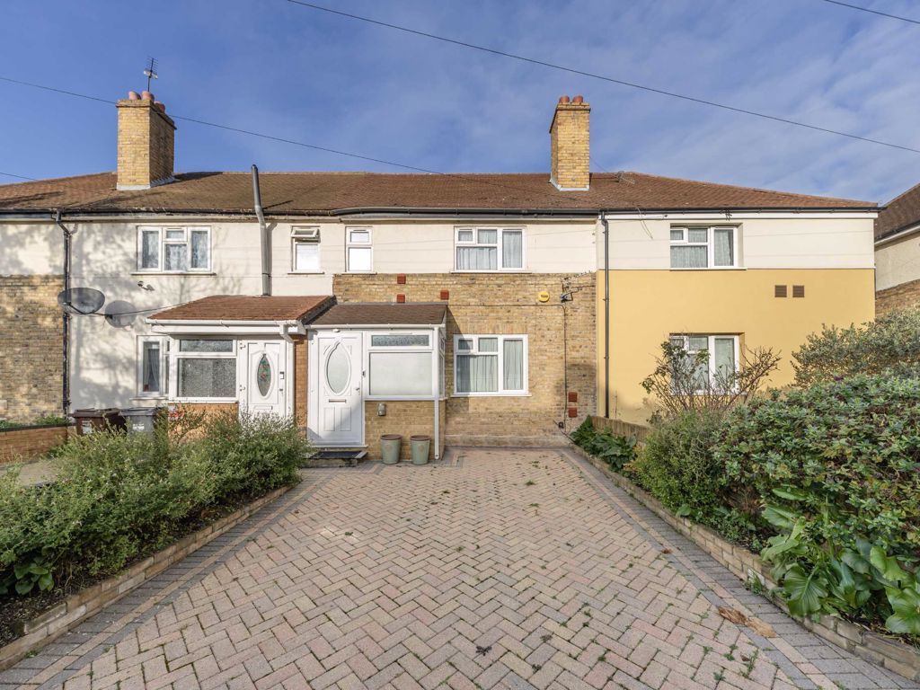 3 bed terraced house for sale in Worton Road, Isleworth TW7 Zoopla