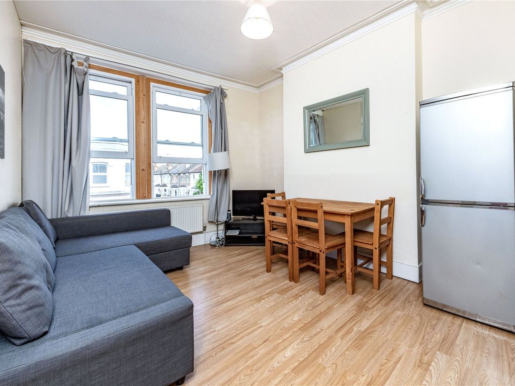 2 bed flat to rent in Allestree Road, Fulham SW6 Zoopla