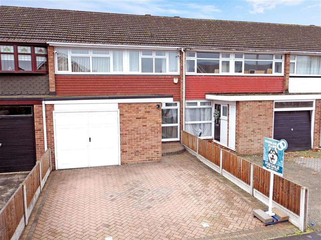 3 bed terraced house for sale in Tangmere Crescent, Hornchurch, Essex