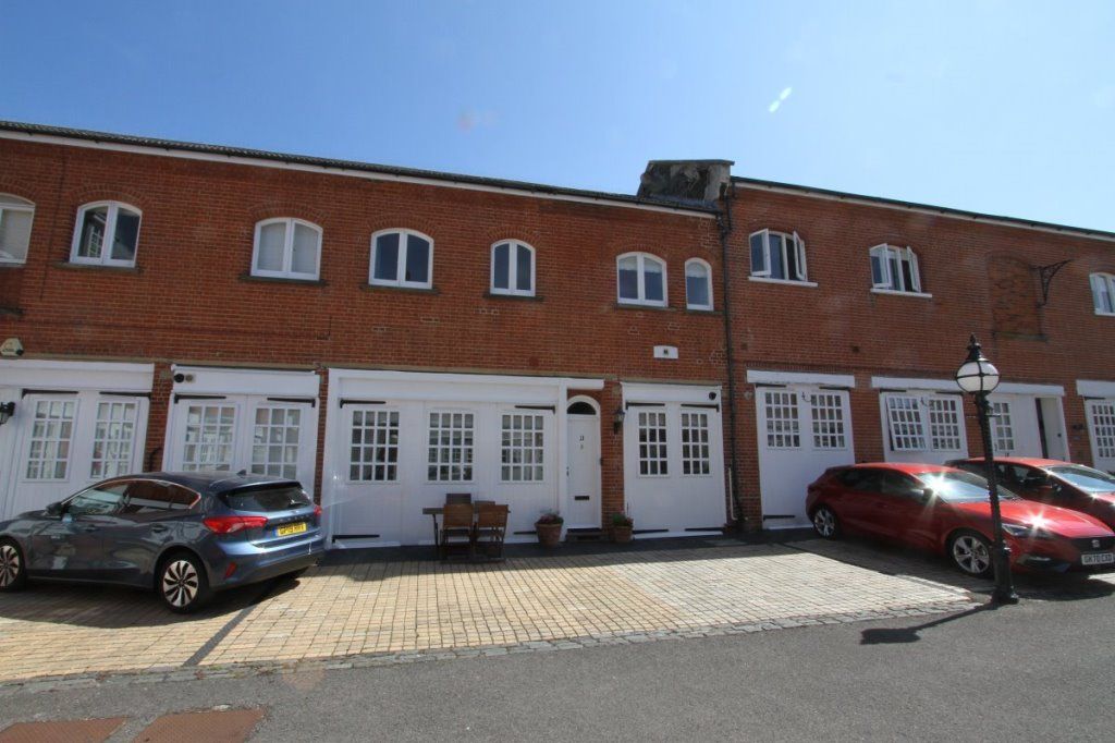 2 bed cottage to rent in De Walden Mews, Meads Road, Eastbourne BN20