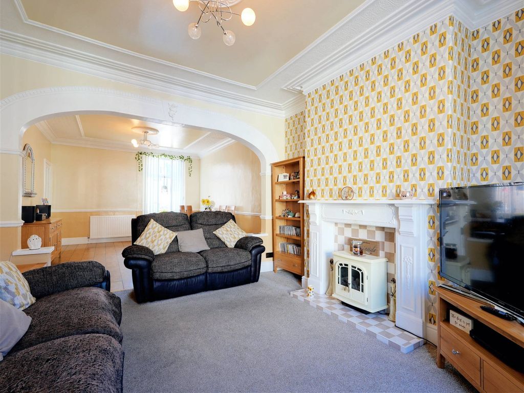 4 bed end terrace house for sale in Hartington Street, Workington CA14