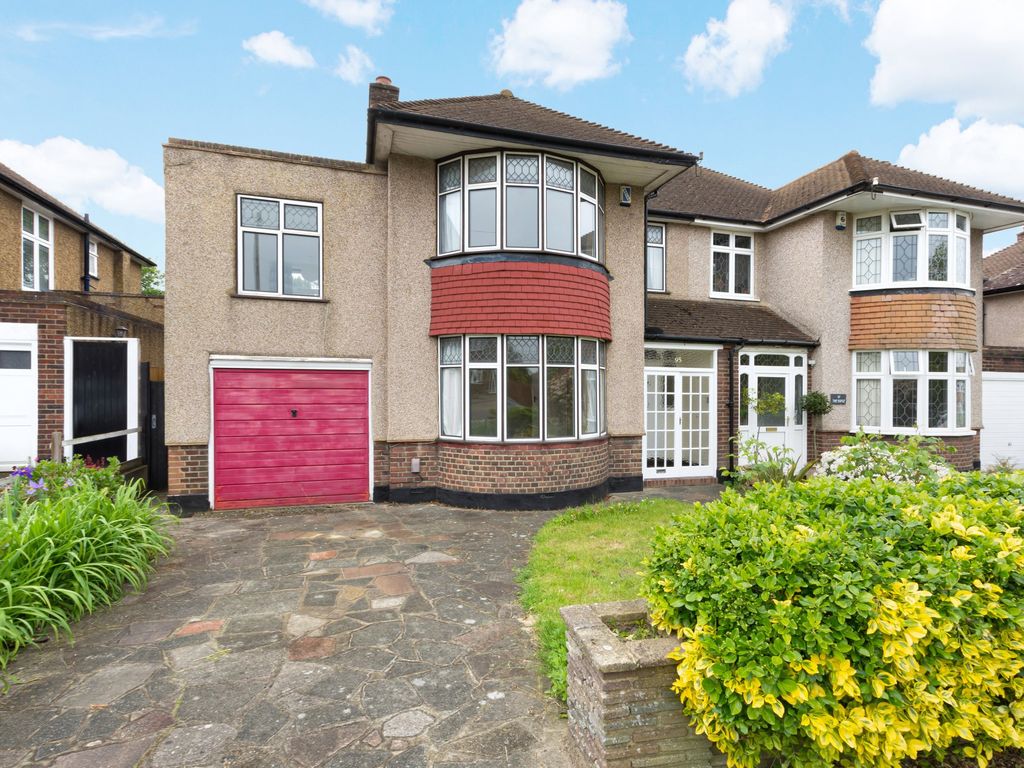 4 bed semidetached house to rent in The Ridge, Orpington BR6 Zoopla