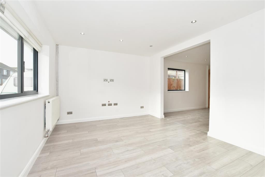 4 bed detached bungalow for sale in Ingoldsby Road, Minnis Bay