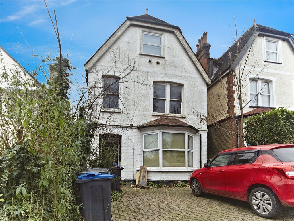 2 bed flat for sale in Sanderstead Road, South Croydon CR2, £170,000