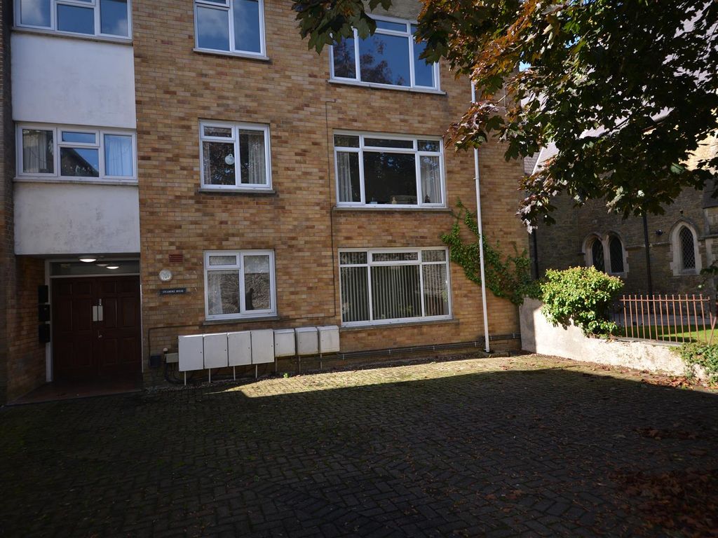 2 bed flat for sale in South Parade, Tenby SA70 Zoopla