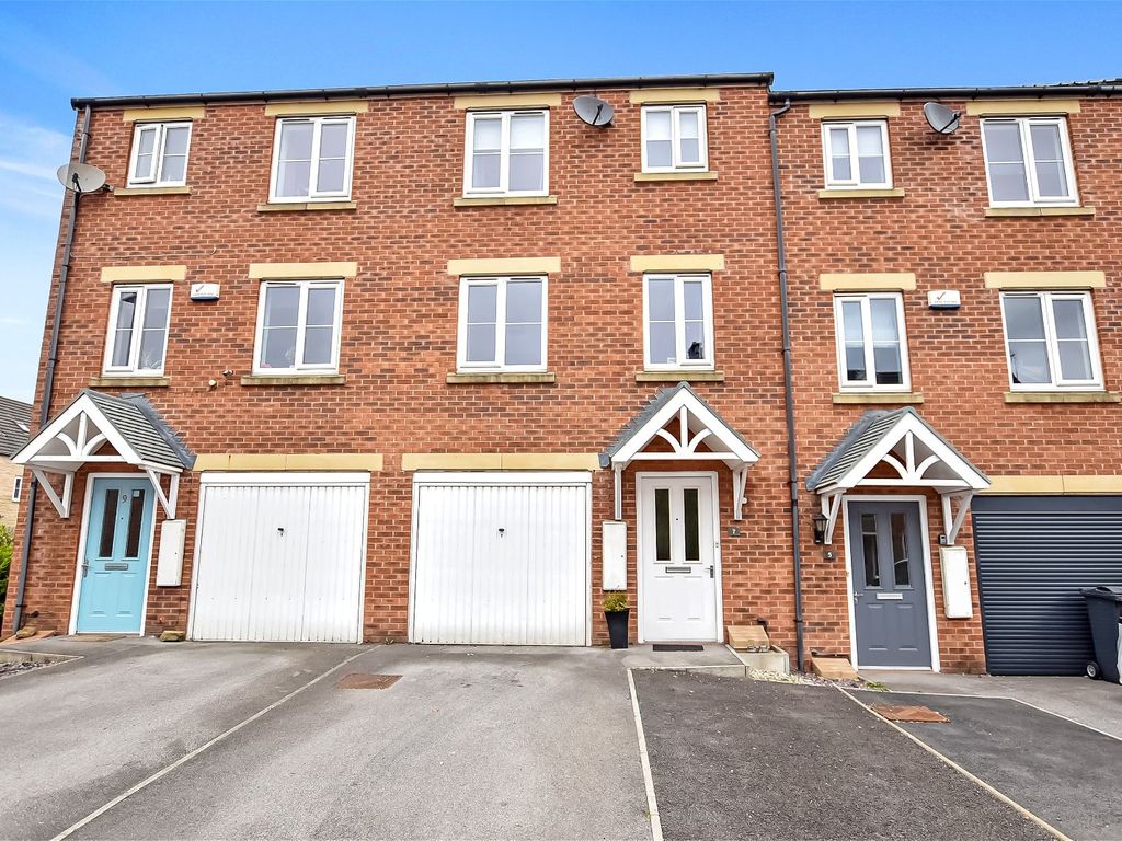 4 bed town house for sale in Hyde Way, Thorpe, Wakefield WF3 Zoopla