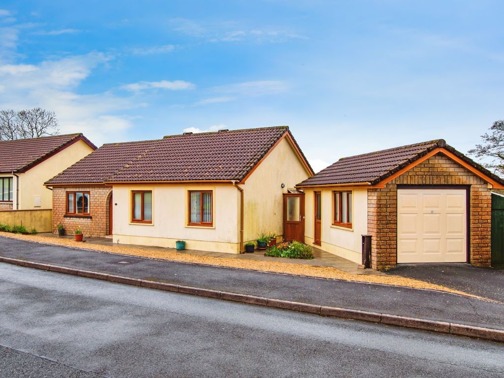 2 bed bungalow for sale in Springfield Park, Narberth SA67, £295,000