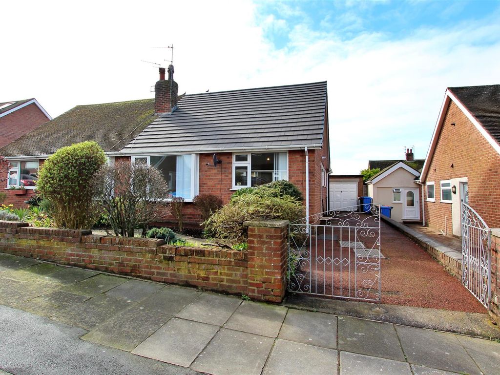 2 bed semidetached house for sale in Brompton Road, PoultonLeFylde
