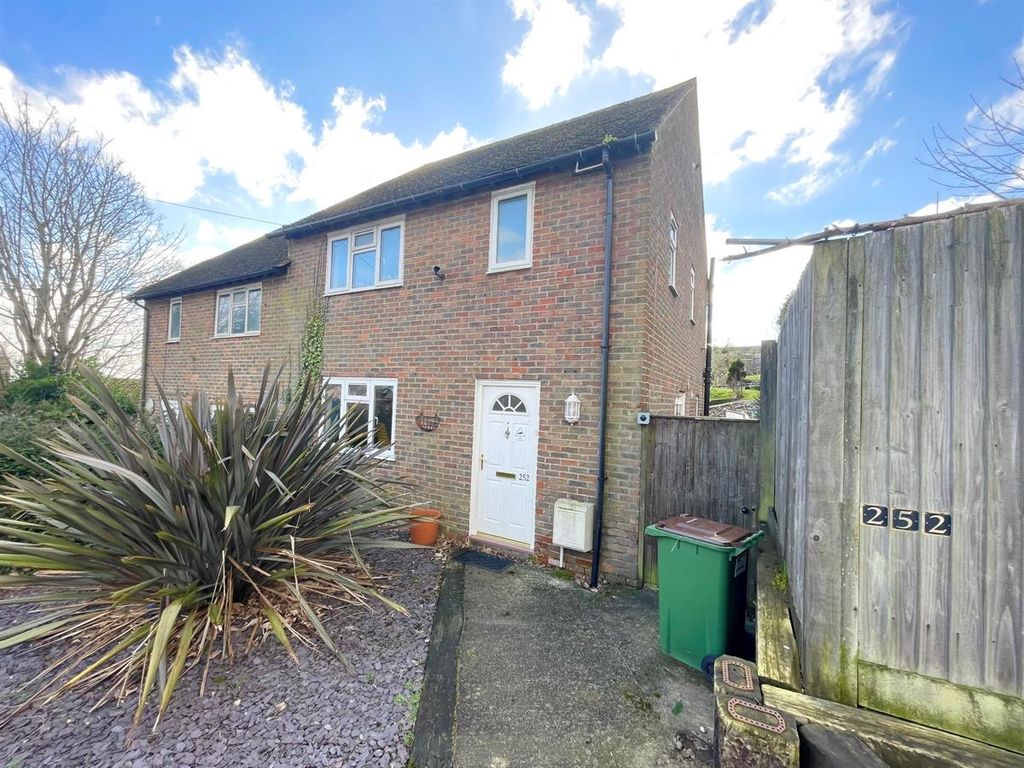 3 bed semidetached house for sale in Gibbon Road, Newhaven BN9 Zoopla