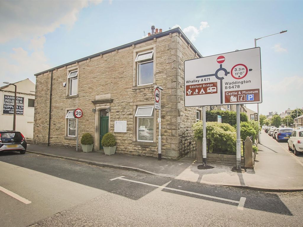 3 bed property for sale in Chatburn Road, Clitheroe BB7 Zoopla
