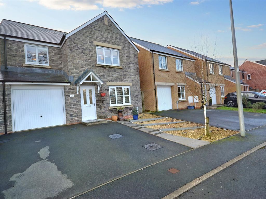 4 bed detached house for sale in Cae Tyddyn, Narberth SA67, £330,000