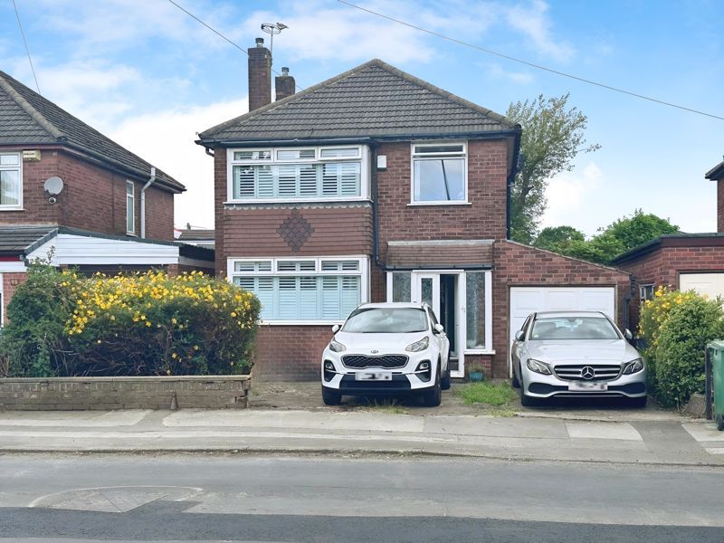 3 bed detached house for sale in Tong Road, Little Lever, Bolton BL3, £