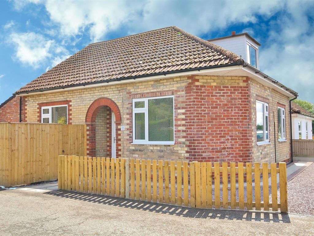 4 bed cottage to rent in Thorpe Road, Howden, Goole DN14, £1,000 pcm