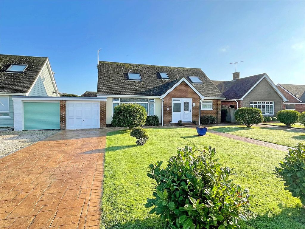 4 bed bungalow for sale in Hawke Close, Rustington, Littlehampton BN16