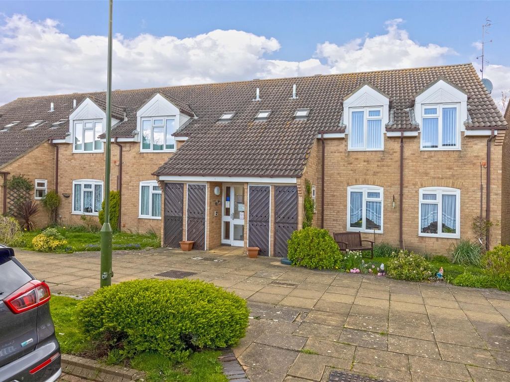2 bed flat for sale in Elm Grove, Lancing BN15 Zoopla
