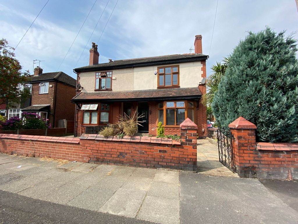 3 bed semidetached house for sale in Campbell Road, Swinton M27 Zoopla
