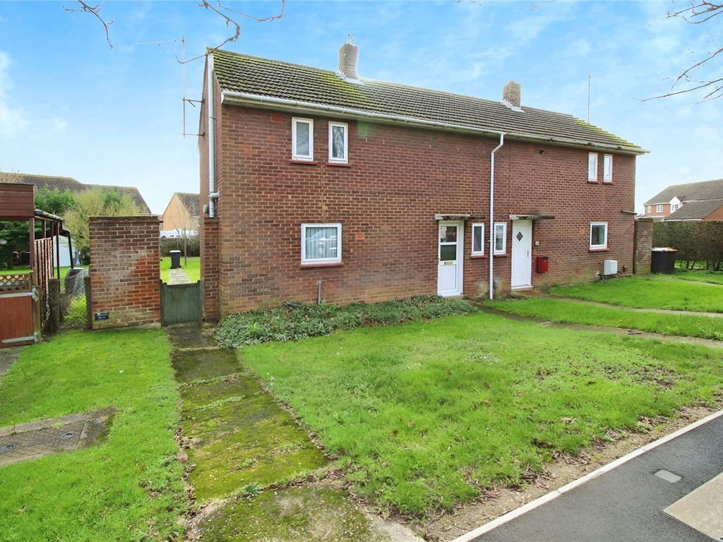 2 bed semidetached house for sale in South Drive, Shortstown, Bedford
