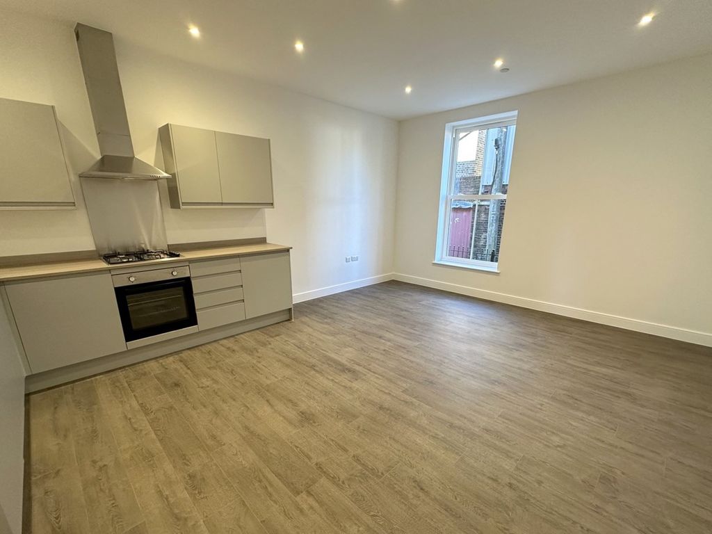 New home, 2 bed flat for sale in Westons Lane, Poole BH15 Zoopla