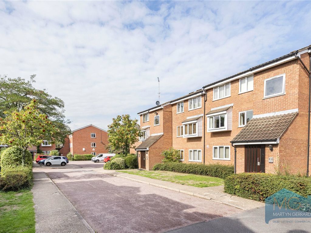 Cambridge Gardens, Muswell Hill, London N10  