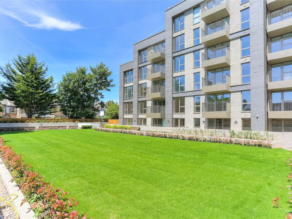 2 bed flat to rent in West Street, Watford WD17 Zoopla