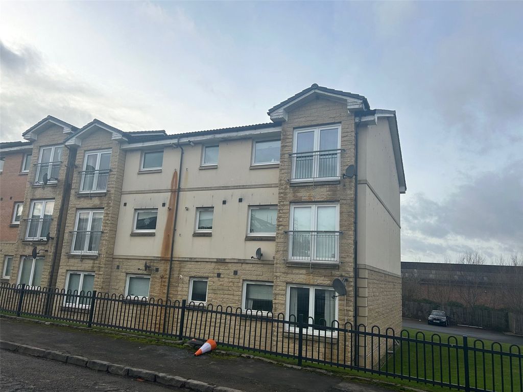 2 bed flat to rent in Wellington Street, Wishaw ML2, £650 pcm Zoopla