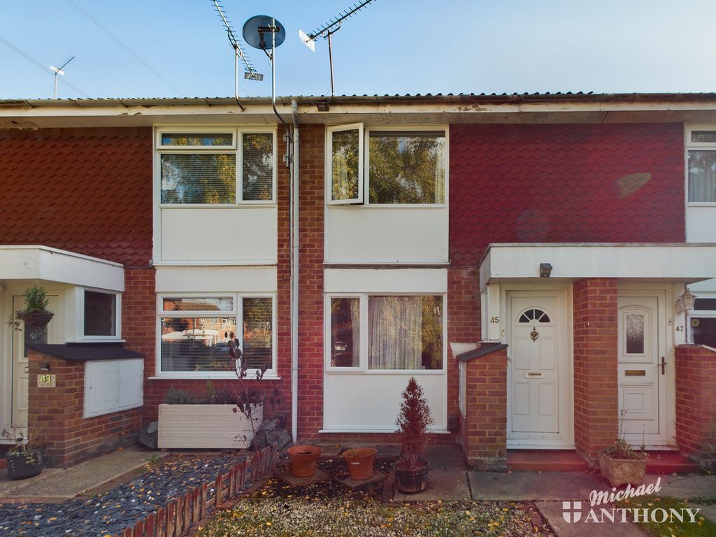 2 bed terraced house for sale in Upper Abbotts Hill, Aylesbury HP19