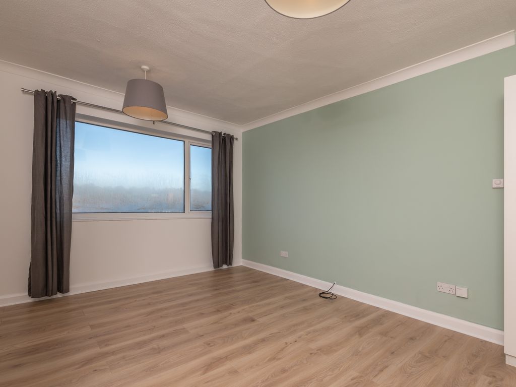 2 bed flat to rent in Gledhow Park Avenue, Chapel Allerton, Leeds LS7