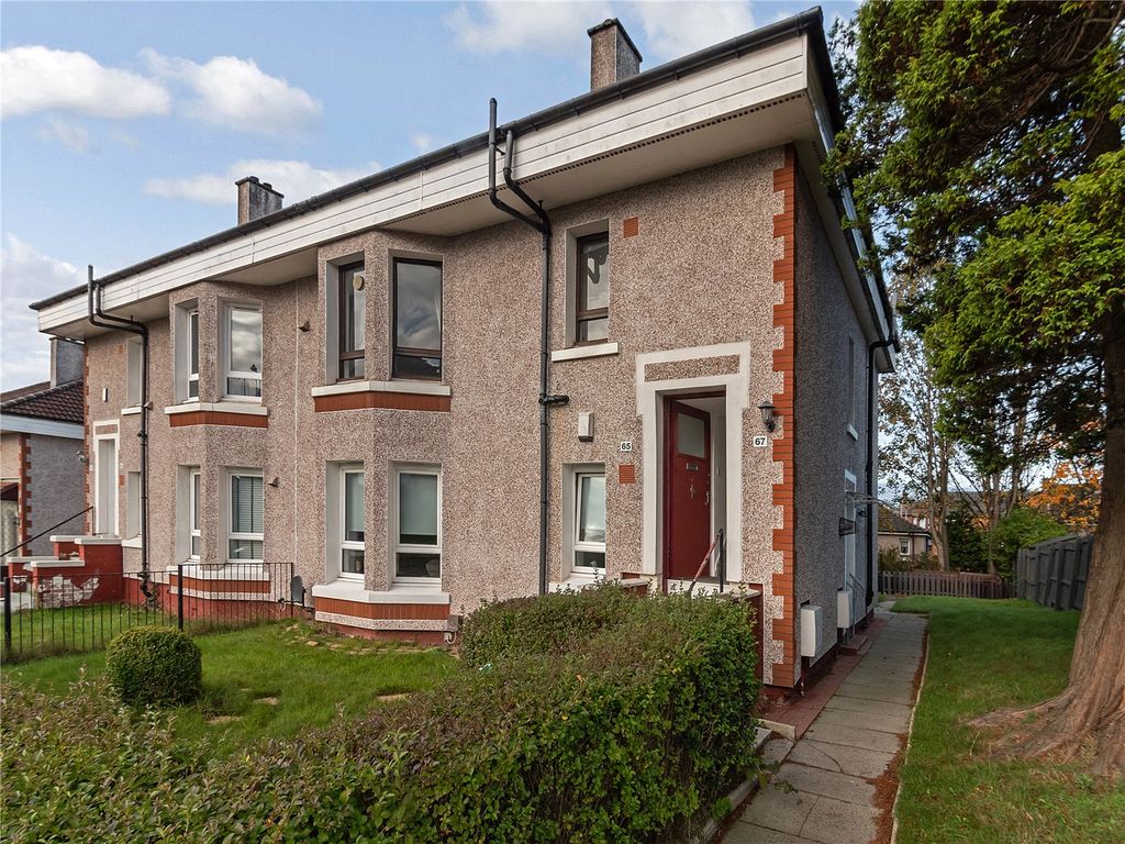 2 bed flat for sale in Liberton Street, Riddrie, Glasgow G33, £120,000