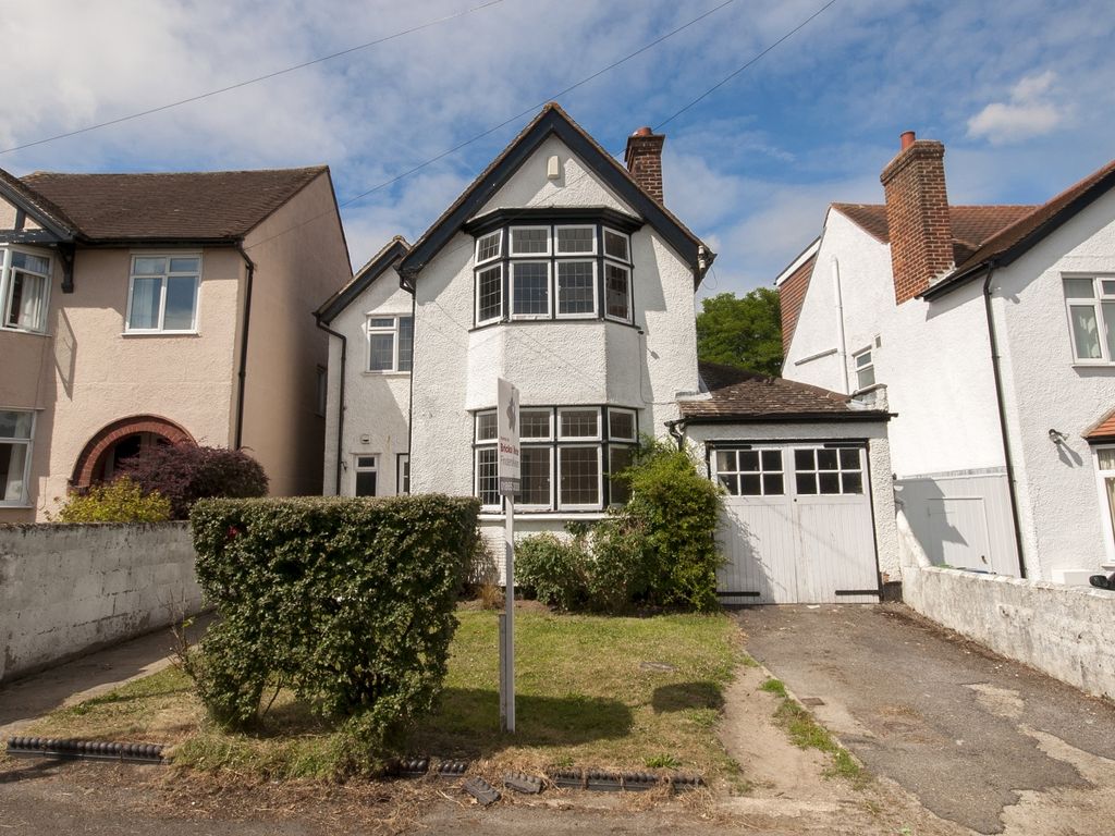 4 bed detached house to rent in Ash Grove, Headington, Oxford OX3, £2,400 pcm Zoopla