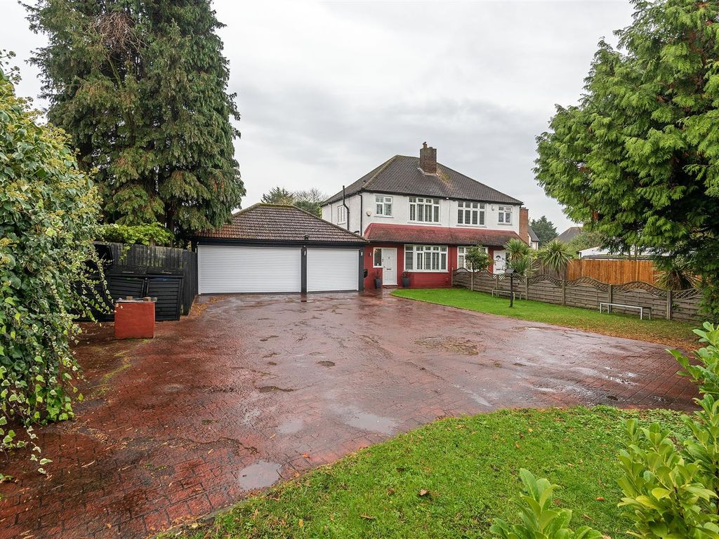 3 bed semidetached house for sale in Rochester Way, Eltham SE9, £