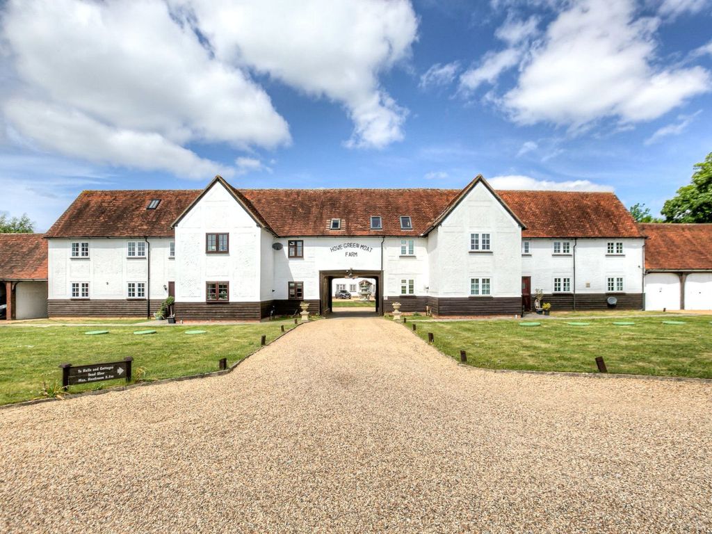 3 bed semidetached house for sale in Howe Green Moat Barns, Howe Green