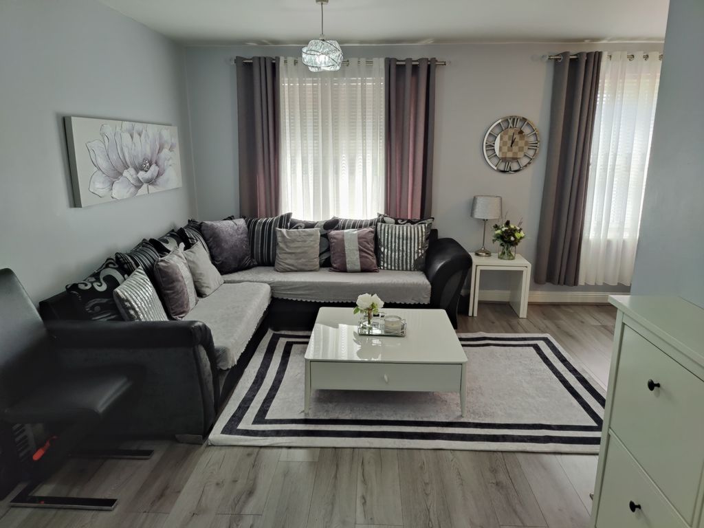 Wolfson Court, Fitzwilliam Close, Barnet N20