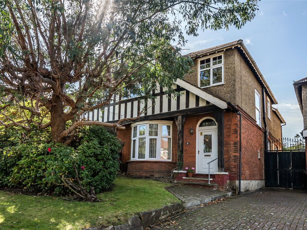 4 bed semidetached house for sale in Main Road, Sidcup DA14, £550,000