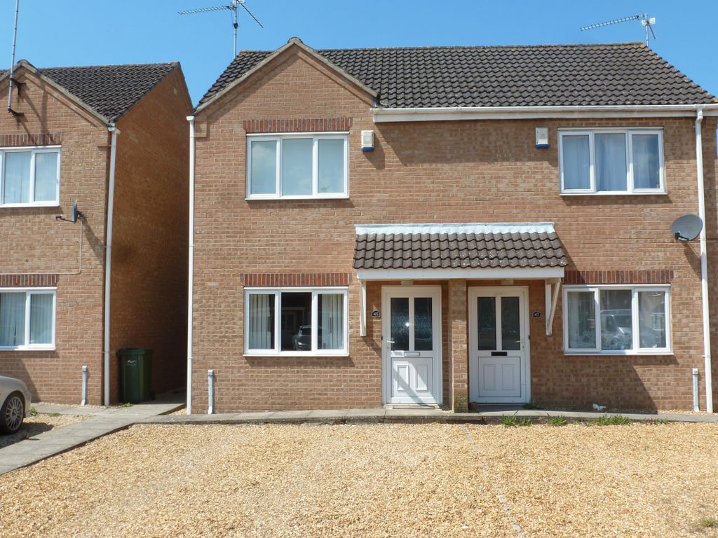 2 bed property to rent in Myles Way, Wisbech PE13, £800 pcm Zoopla