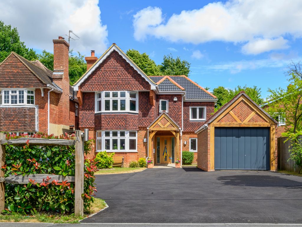 5 bed detached house for sale in Glaziers Lane, Normandy, Guildford GU3