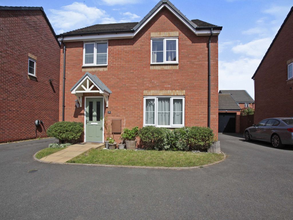 4 bed detached house for sale in Swan Close, Bermuda Park, Nuneaton