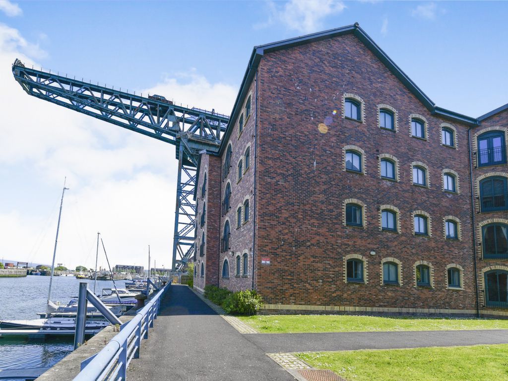 2 bed flat for sale in 13 James Watt Way, Greenock PA15 Zoopla