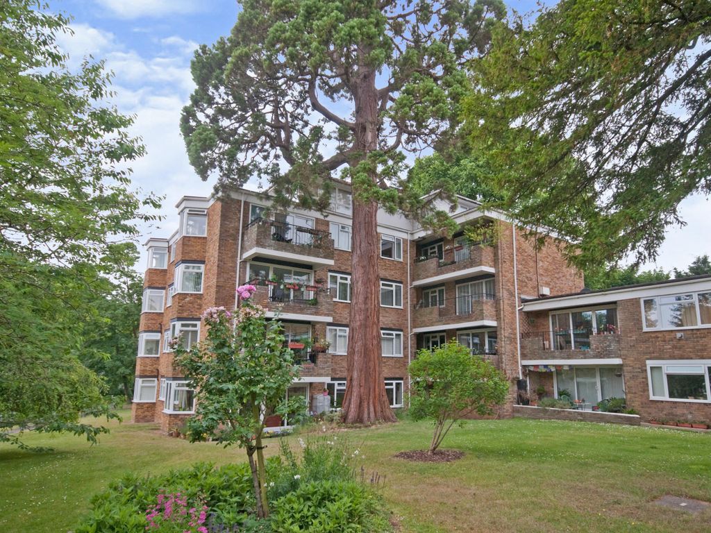2 bed flat for sale in Wellingtonia Court, Laine Close, Brighton, East