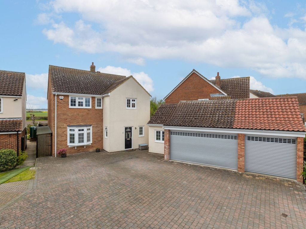 4 bed detached house for sale in Cockhall Close, Litlington SG8 Zoopla