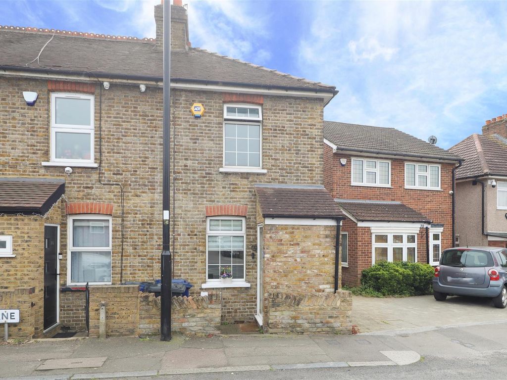 2 bed end terrace house for sale in Wood End Lane, Northolt UB5, £