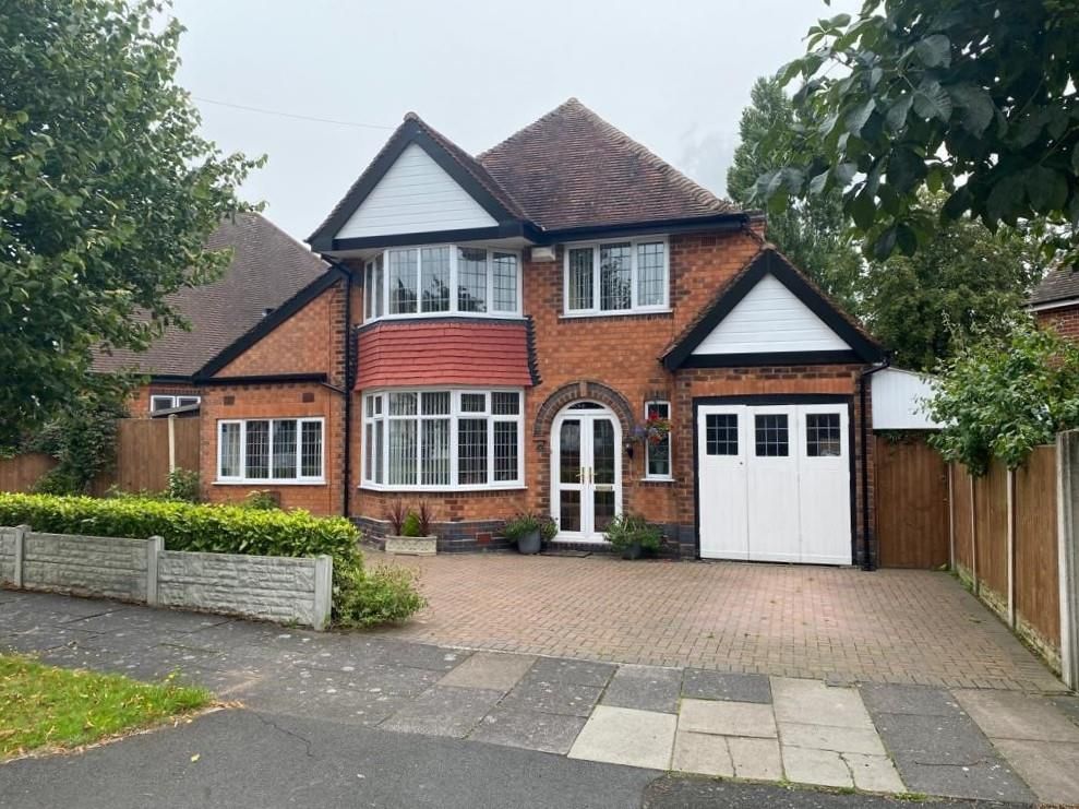 3 bed detached house for sale in Chestnut Drive, Erdington, Birmingham